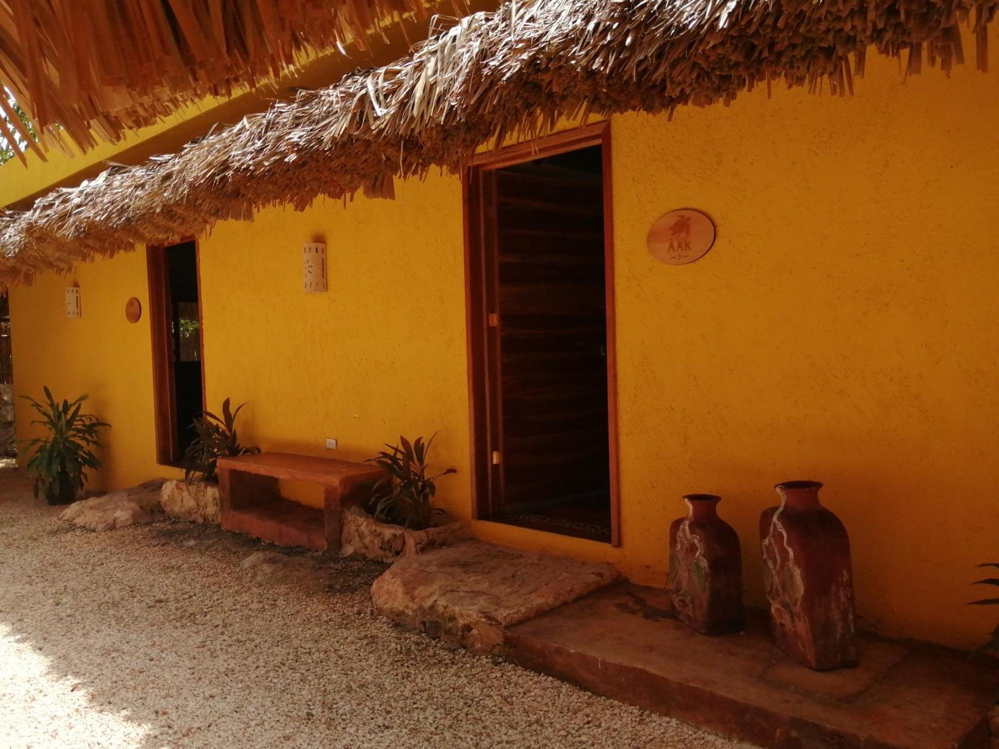 Suites De Piedra Y Colores En Chichen Itza Piste ภายนอก รูปภาพ