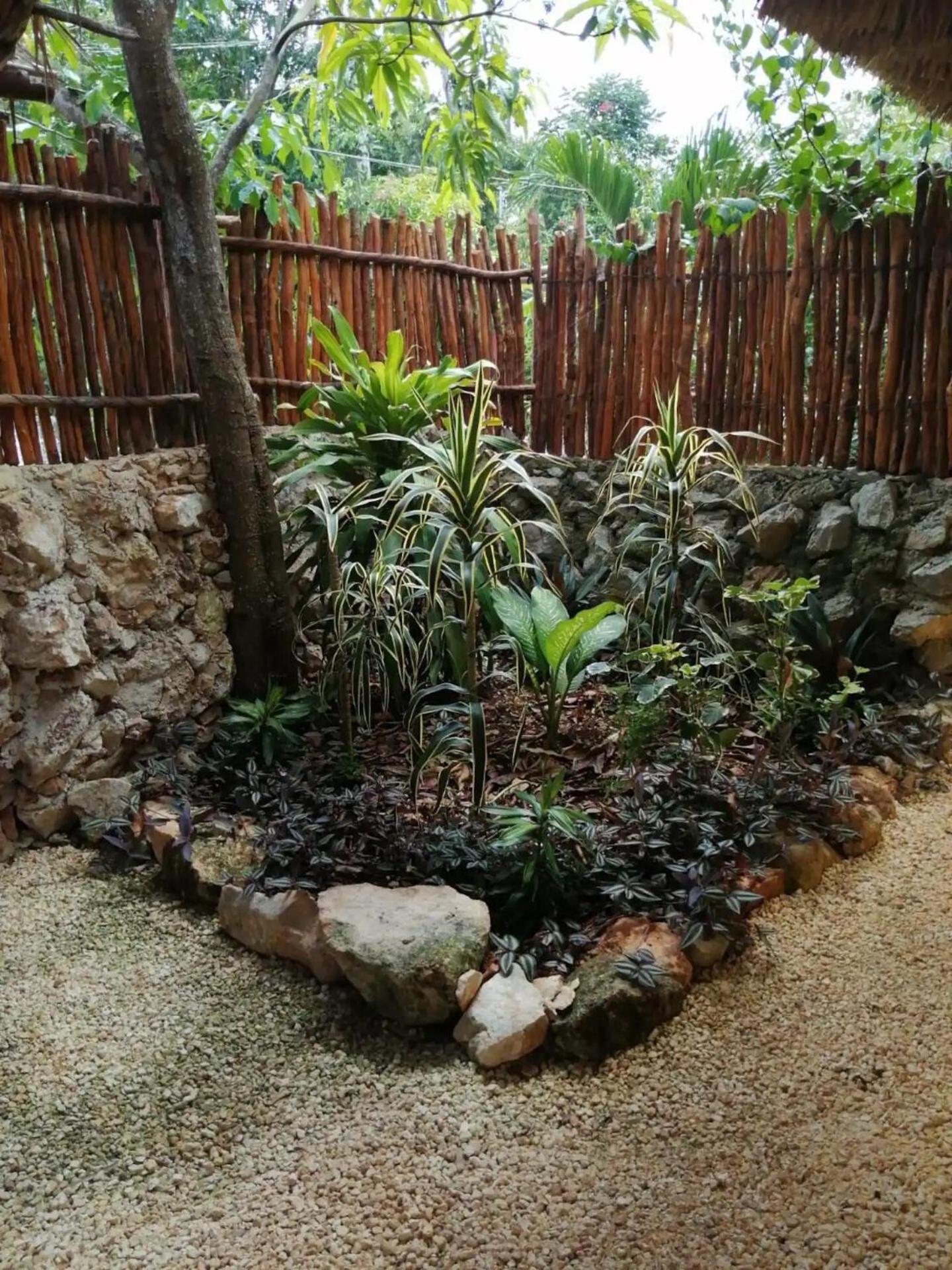 Suites De Piedra Y Colores En Chichen Itza Piste ภายนอก รูปภาพ