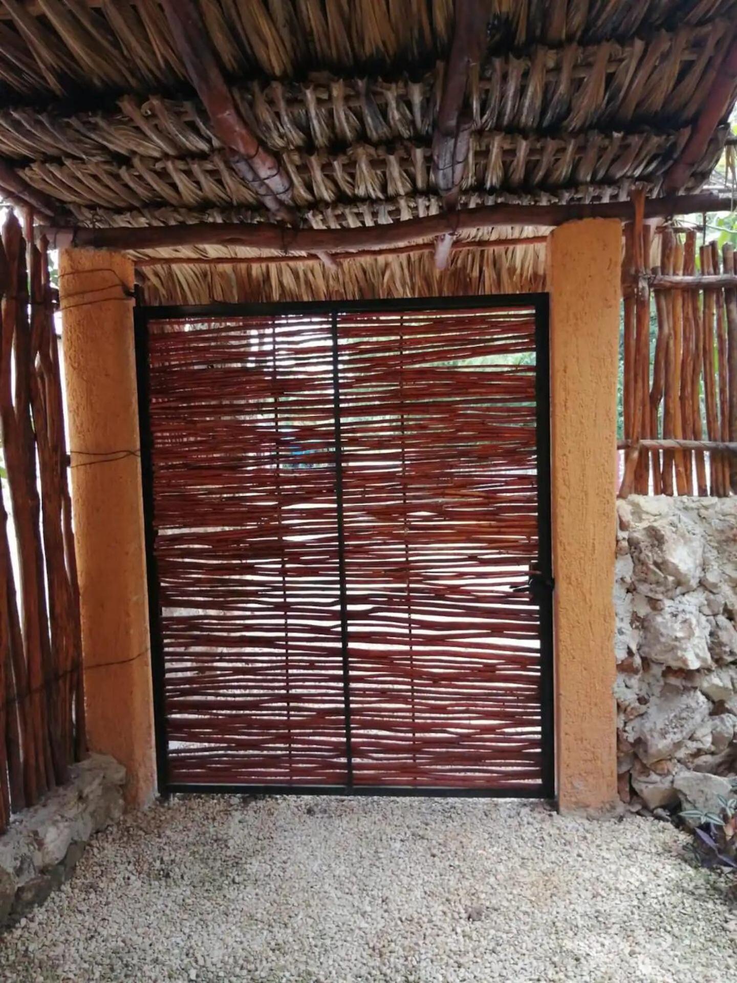 Suites De Piedra Y Colores En Chichen Itza Piste ภายนอก รูปภาพ
