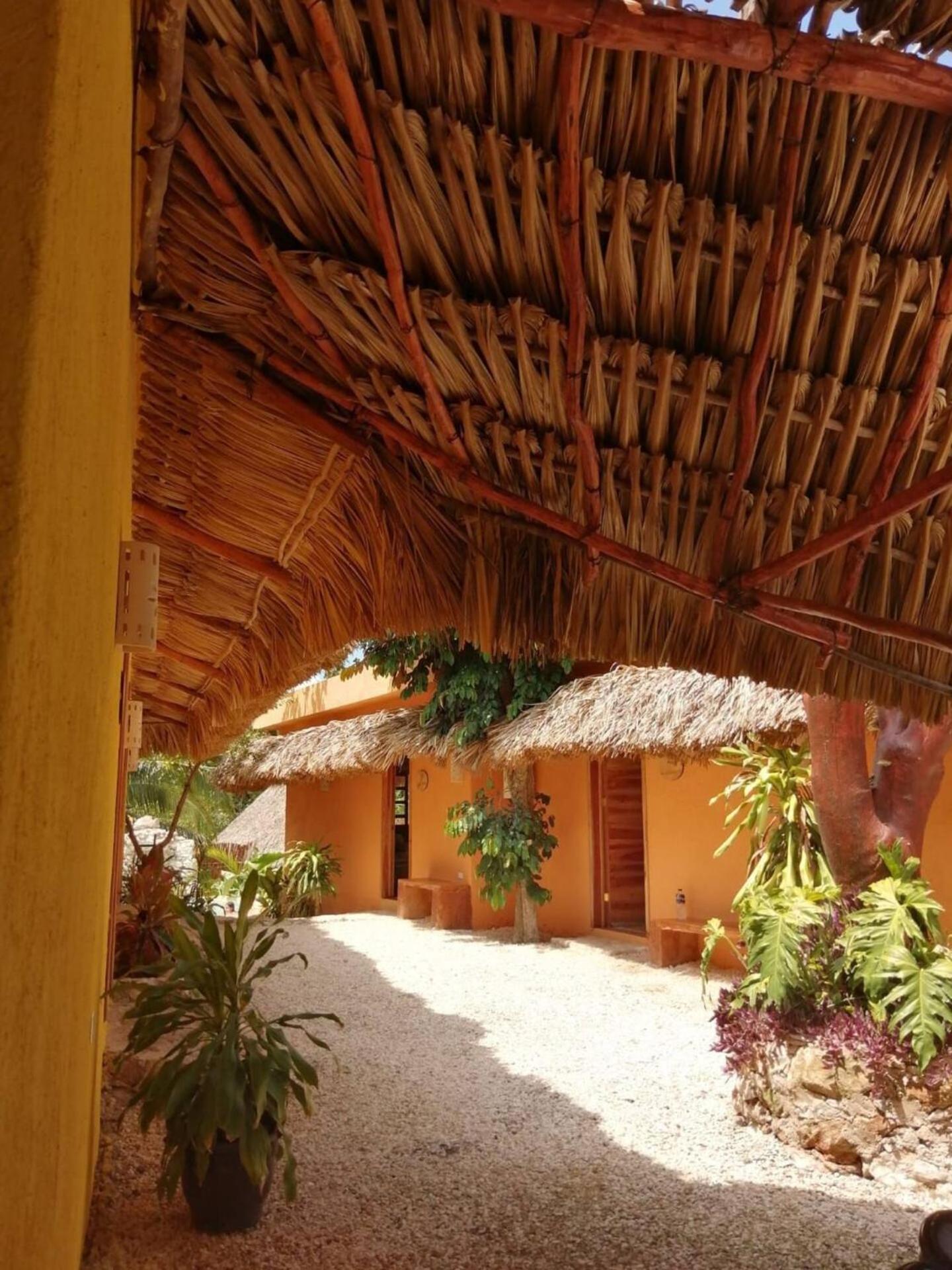 Suites De Piedra Y Colores En Chichen Itza Piste ภายนอก รูปภาพ